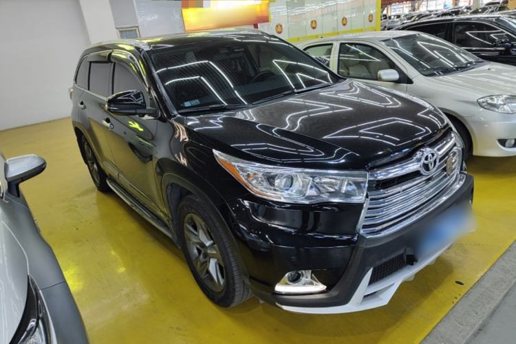 Used Toyota Highlander 2015 2.0T Four-Wheel Drive Luxury Edition 7-Seater Front Right 45 Deg