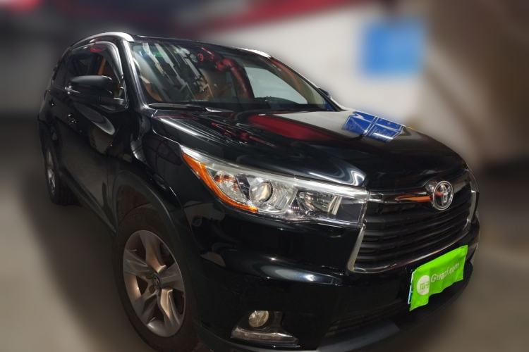 Used Toyota Highlander 2015 2.0T Four-Wheel Drive Luxury Edition 7-Seater Front Right 45 Deg