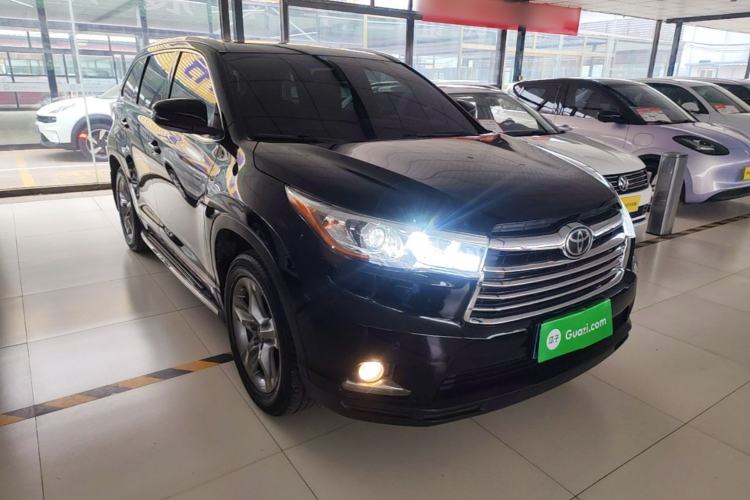 Used Toyota Highlander 2015 2.0T Four-Wheel Drive Ultimate Edition 7-Seater Front Right 45 Deg
