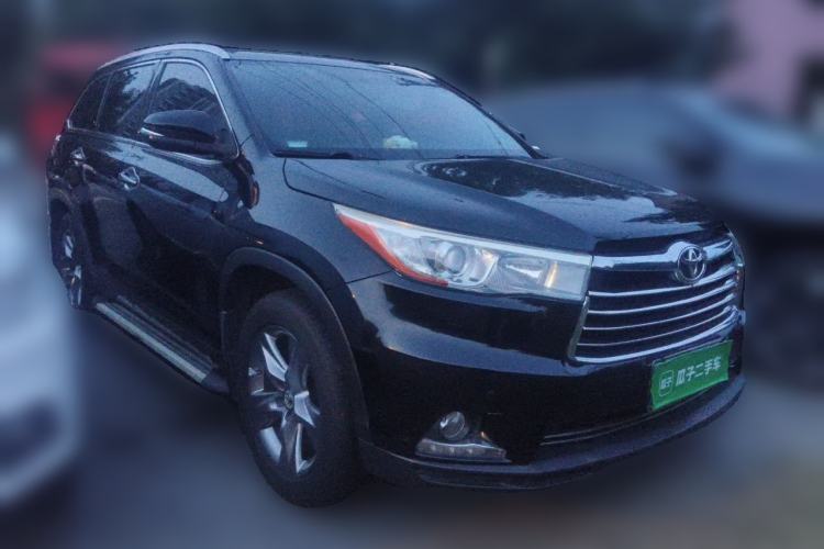 Used Toyota Highlander 2015 2.0T Four-Wheel Drive Luxury Navigation Version with 7 Seats Front Right 45 Deg