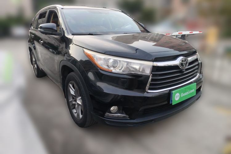 Used Toyota Highlander 2015 2.0T Four-Wheel Drive Ultimate Edition 7-Seater Front Right 45 Deg