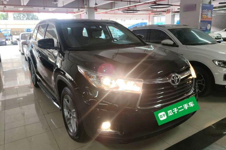 Used Toyota Highlander 2015 2.0T Four-Wheel Drive Luxury Edition 7-Seater Front Right 45 Deg