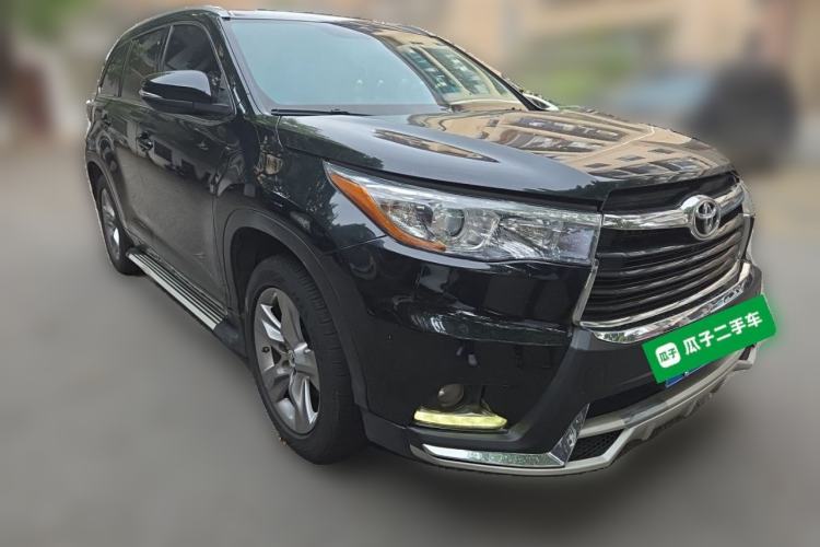 Used Toyota Highlander 2015 2.0T Four-Wheel Drive Luxury Edition 7-Seater Front Right 45 Deg