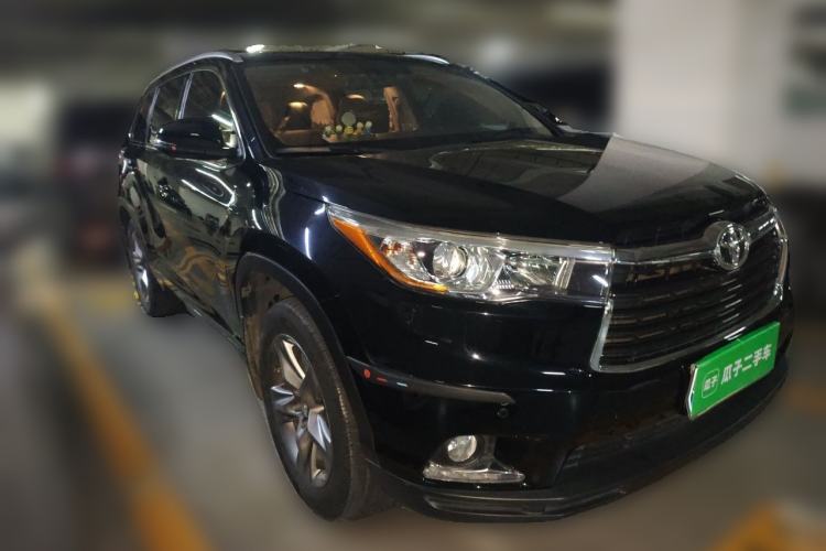 Used Toyota Highlander 2015 2.0T Four-Wheel Drive Luxury Edition 7-Seater Front Right 45 Deg