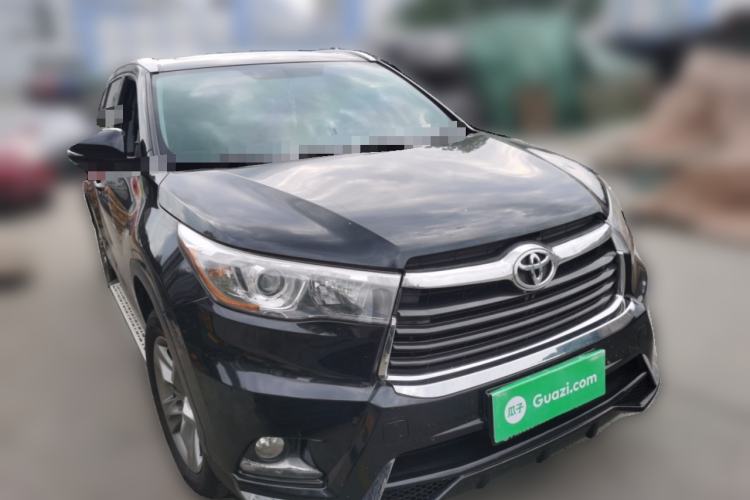 Used Toyota Highlander 2015 2.0T Two-Wheel Drive Luxury Edition 7 Seats Front Right 45 Deg
