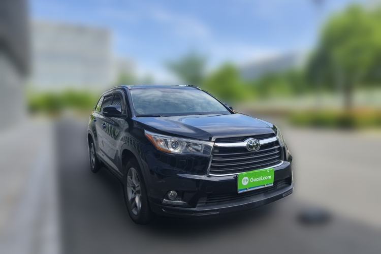 Used Toyota Highlander 2015 2.0T Four-Wheel Drive Ultimate Edition 7-Seater Front Right 45 Deg