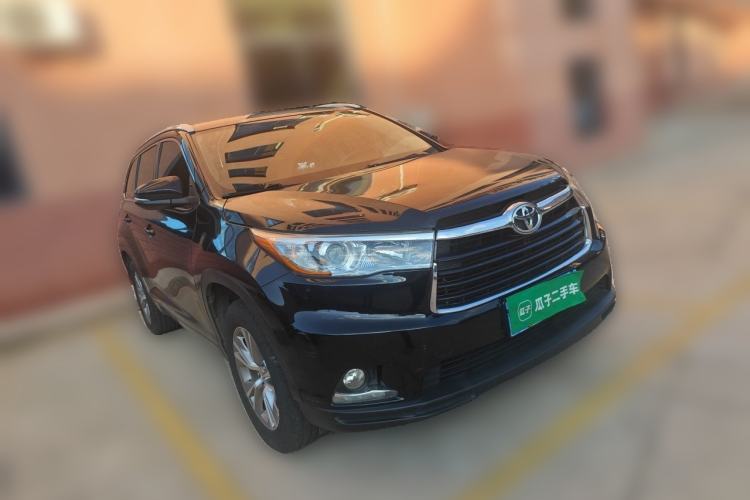 Used Toyota Highlander 2015 2.0T Four-Wheel Drive Elite Edition 7-Seater Front Right 45 Deg