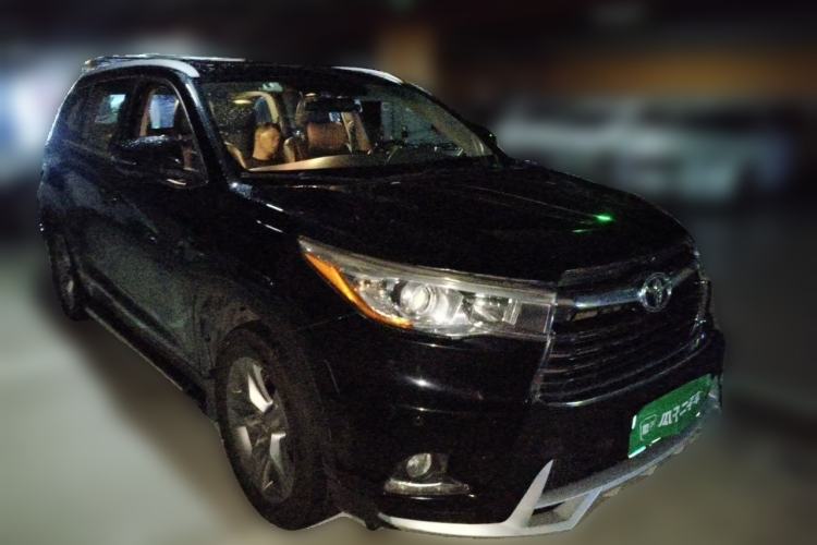 Used Toyota Highlander 2015 2.0T Four-Wheel Drive Luxury Edition 7-Seater Front Right 45 Deg