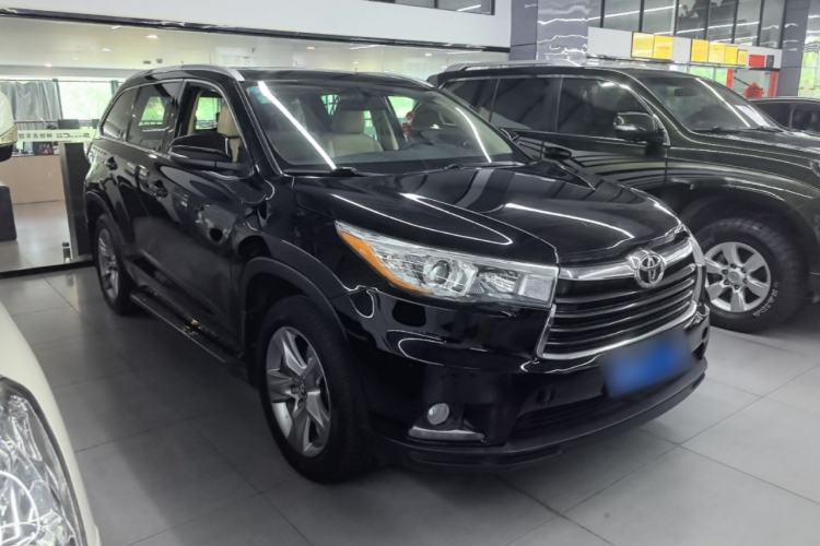 Used Toyota Highlander 2015 2.0T Four-Wheel Drive Luxury Edition 7-Seater Front Right 45 Deg