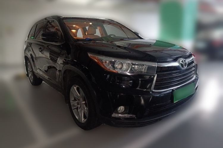 Used Toyota Highlander 2015 2.0T Four-Wheel Drive Luxury Navigation Version with 7 Seats Front Right 45 Deg