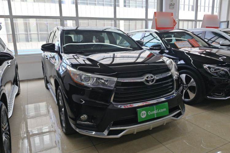 Used Toyota Highlander 2015 2.0T Four-Wheel Drive Luxury Edition 7-Seater Front Right 45 Deg