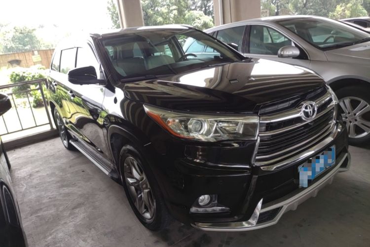 Used Toyota Highlander 2015 2.0T Four-Wheel Drive Luxury Edition 7-Seater Front Right 45 Deg