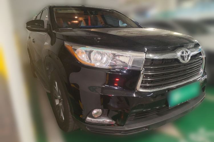 Used Toyota Highlander 2015 2.0T Four-Wheel Drive Elite Edition 7-Seater Front Right 45 Deg