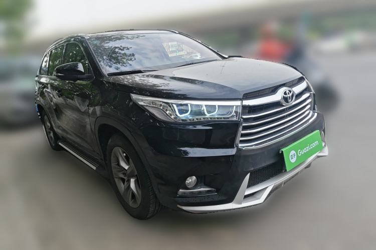 Used Toyota Highlander 2015 2.0T Four-Wheel Drive Luxury Edition 7-Seater Front Right 45 Deg
