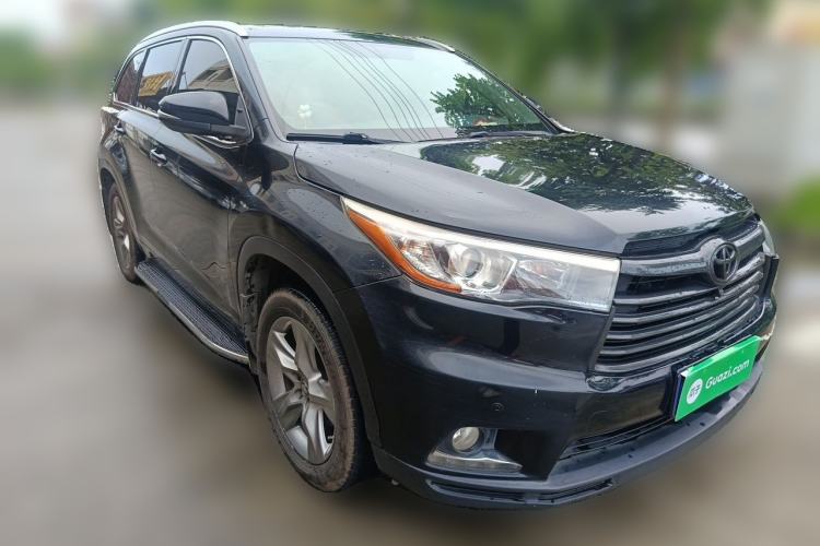 Used Toyota Highlander 2015 2.0T Four-Wheel Drive Luxury Edition 7-Seater Front Right 45 Deg