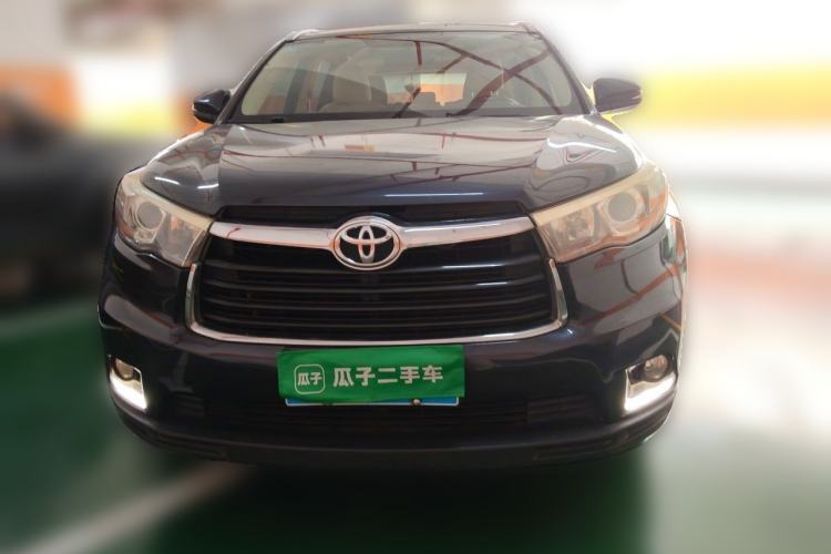 Used Toyota Highlander 2015 2.0T Two-Wheel Drive Luxury Edition 7 Seats Front