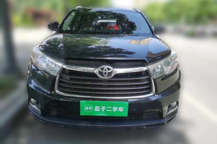 Used Toyota Highlander 2015 2.0T Two-Wheel Drive Luxury Edition 7 Seats Front