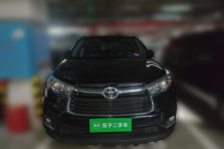 Used Toyota Highlander 2015 2.0T Two-Wheel Drive Luxury Edition 7 Seats Front
