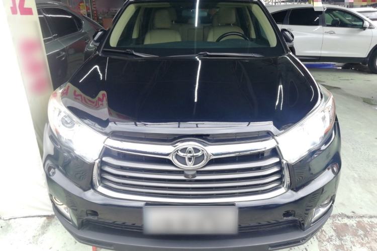 Used Toyota Highlander 2015 2.0T Four-Wheel Drive Luxury Edition 7-Seater Front
