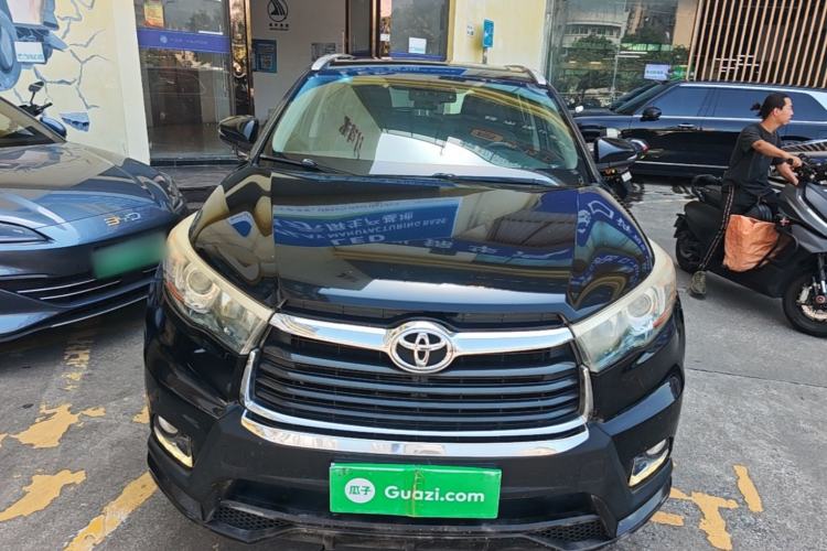 Used Toyota Highlander 2015 2.0T Four-Wheel Drive Luxury Edition 7-Seater Front