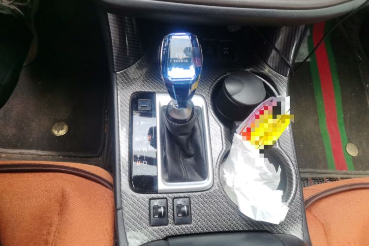 Used Toyota Highlander 2015 2.0T Four-Wheel Drive Luxury Edition 7-Seater Gear Lever