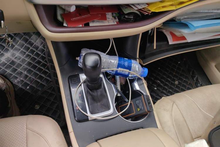 Used Toyota Highlander 2015 2.0T Four-Wheel Drive Elite Edition 7-Seater Gear Lever