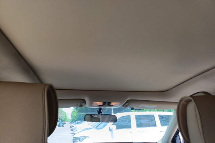 Used Toyota Highlander 2015 2.0T Four-Wheel Drive Luxury Edition 7-Seater Headliner