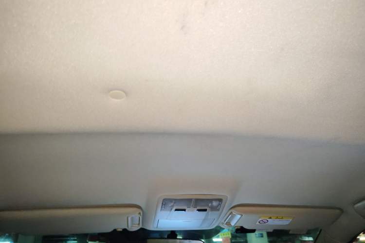 Used Toyota Highlander 2015 2.0T Four-Wheel Drive Elite Edition 7-Seater Headliner