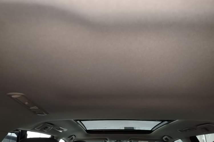 Used Toyota Highlander 2015 2.0T Four-Wheel Drive Luxury Edition 7-Seater Headliner