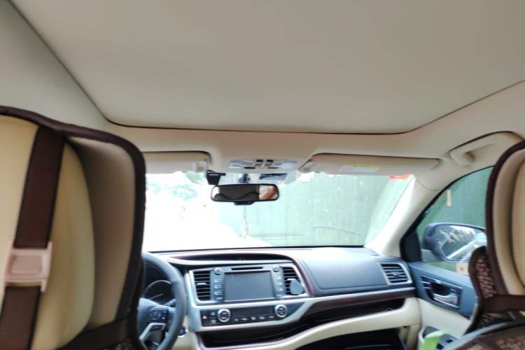 Used Toyota Highlander 2015 2.0T Four-Wheel Drive Ultimate Edition 7-Seater Headliner
