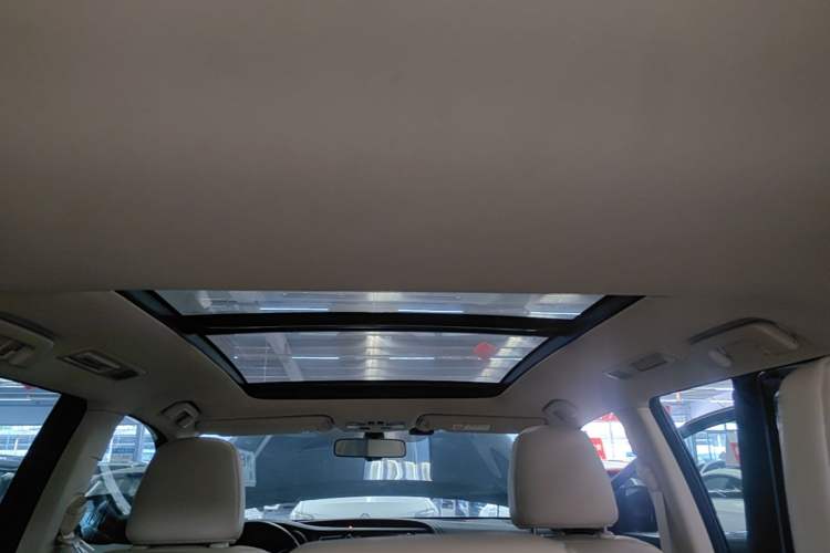 Used Toyota Highlander 2015 2.0T Four-Wheel Drive Luxury Edition 7-Seater Headliner