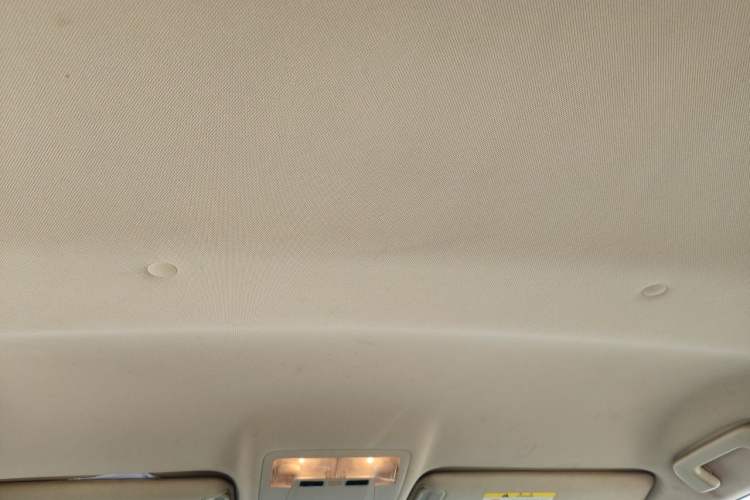 Used Toyota Highlander 2015 2.0T Four-Wheel Drive Elite Edition 7-Seater Headliner
