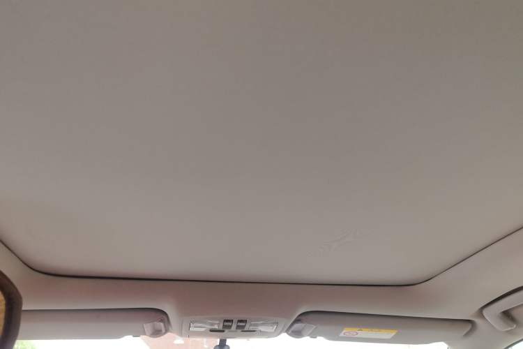 Used Toyota Highlander 2015 2.0T Four-Wheel Drive Luxury Edition 7-Seater Headliner
