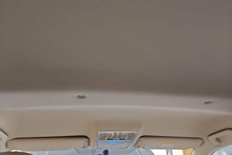 Used Toyota Highlander 2015 2.0T Two-Wheel Drive Elite Edition 5 Seats Headliner