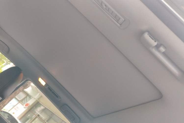 Used Toyota Highlander 2015 2.0T Four-Wheel Drive Luxury Edition 7-Seater Headliner