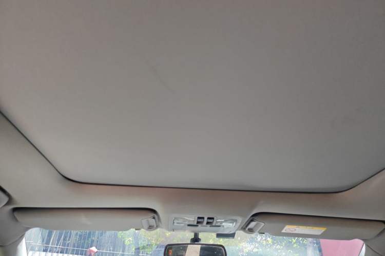 Used Toyota Highlander 2015 2.0T Four-Wheel Drive Luxury Edition 7-Seater Headliner