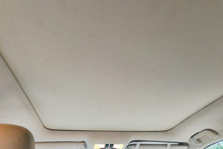 Used Toyota Highlander 2015 2.0T Four-Wheel Drive Luxury Edition 7-Seater Headliner