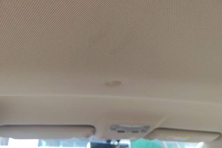 Used Toyota Highlander 2015 2.0T Two-Wheel Drive Elite Edition 5 Seats Headliner