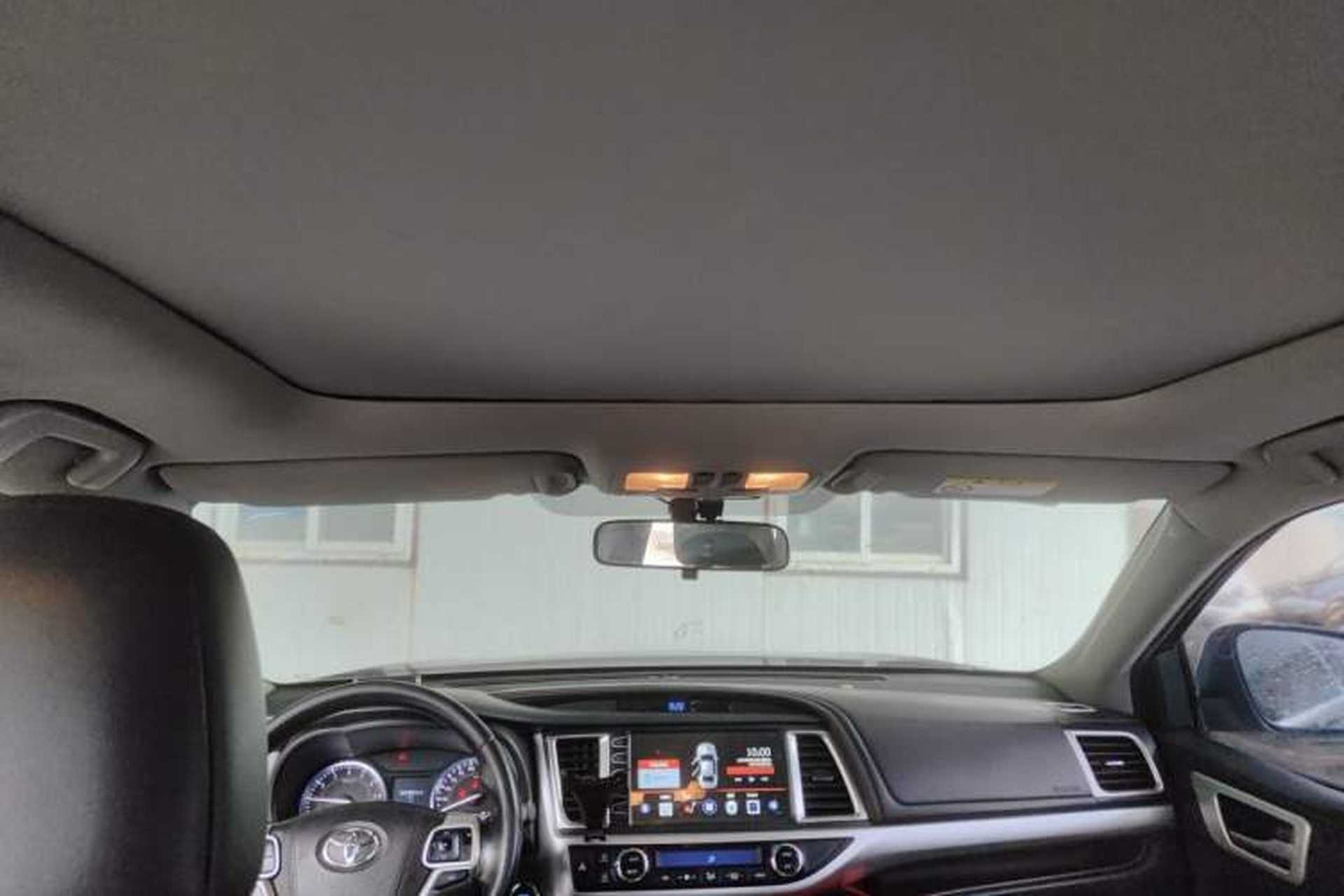 Used Toyota Highlander 2015 2.0T Four-Wheel Drive Luxury Edition 7-Seater Headliner