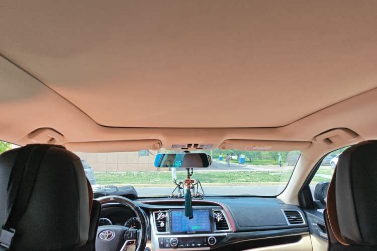 Used Toyota Highlander 2015 2.0T Four-Wheel Drive Luxury Edition 7-Seater Headliner