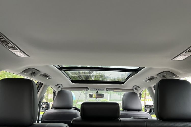 Used Toyota Highlander 2015 2.0T Four-Wheel Drive Luxury Edition 7-Seater Headliner