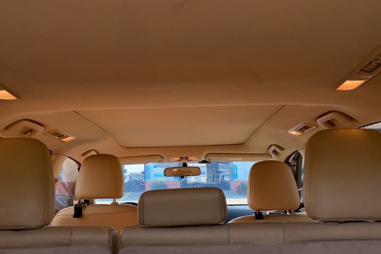 Used Toyota Highlander 2015 2.0T Four-Wheel Drive Luxury Edition 7-Seater Headliner