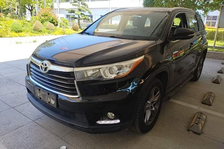 Used Toyota Highlander 2015 2.0T Four-Wheel Drive Luxury Edition 7-Seater Guazi used car, China used car export, Used car for sale, Used  cars, Cheapest cars for sale