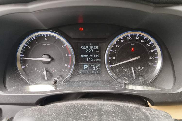 Used Toyota Highlander 2015 2.0T Four-Wheel Drive Luxury Edition 7-Seater Instrument Cluster