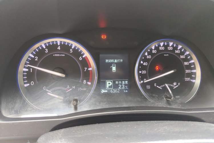 Used Toyota Highlander 2015 2.0T Four-Wheel Drive Luxury Edition 7-Seater Instrument Cluster