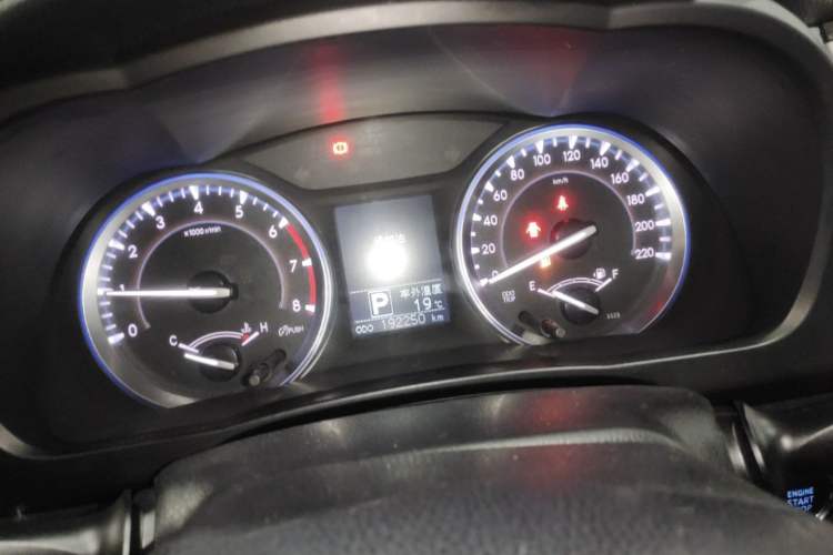 Used Toyota Highlander 2015 2.0T Four-Wheel Drive Luxury Edition 7-Seater Instrument Cluster