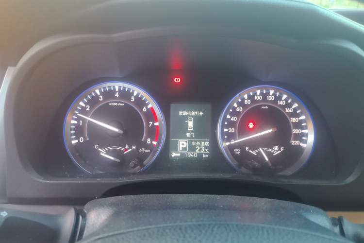 Used Toyota Highlander 2015 2.0T Four-Wheel Drive Elite Edition 7-Seater Instrument Cluster