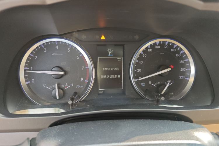 Used Toyota Highlander 2015 2.0T Four-Wheel Drive Ultimate Edition 7-Seater Instrument Cluster