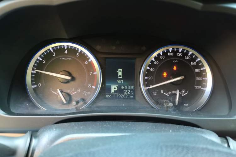 Used Toyota Highlander 2015 2.0T Four-Wheel Drive Luxury Edition 7-Seater Instrument Cluster