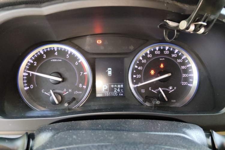 Used Toyota Highlander 2015 2.0T Four-Wheel Drive Luxury Edition 7-Seater Instrument Cluster